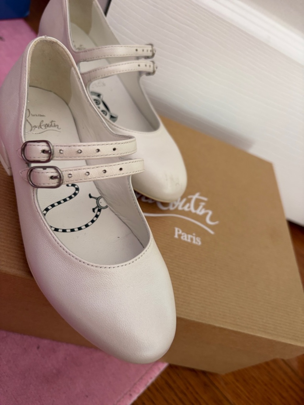 GIRL Christian Louboutin White Leather Double Strap Mary Jane with Red Sole - Picture 3 of 4